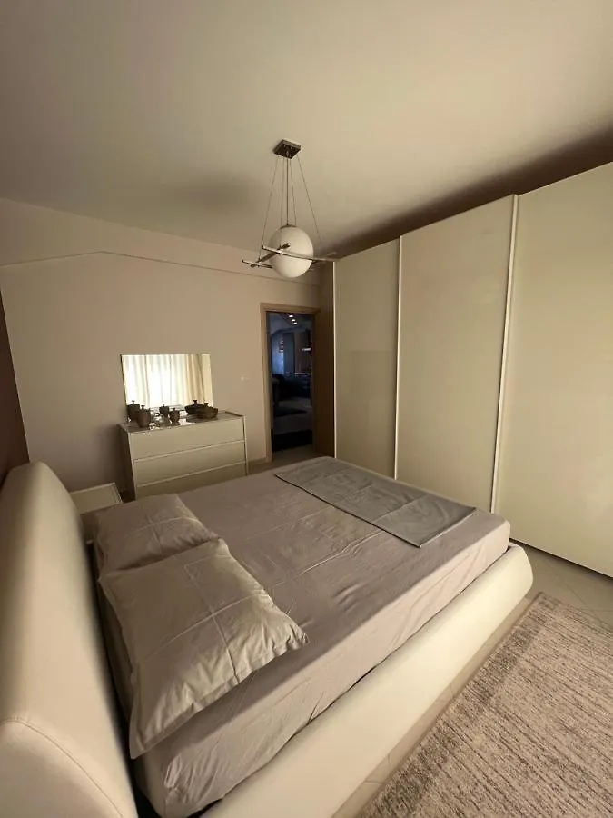 Modern View Apartments دراس 0*,